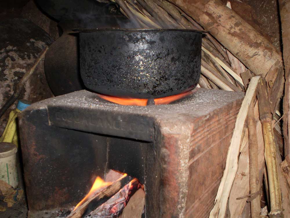 KenyaCookStove(6) Prime Cymru